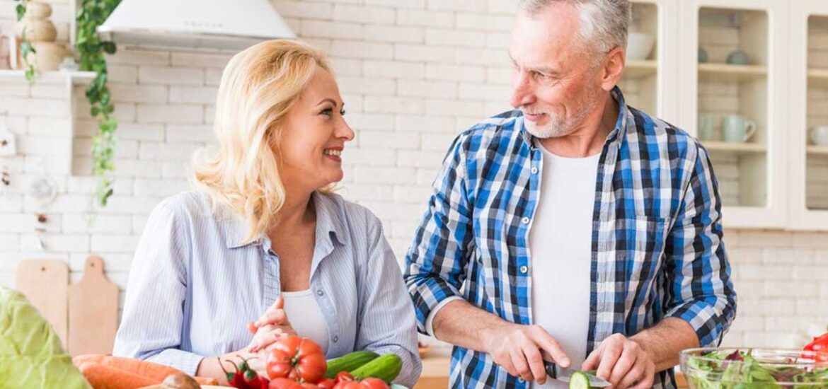 Une alimentation équilibrée et adaptée aux besoins des seniors